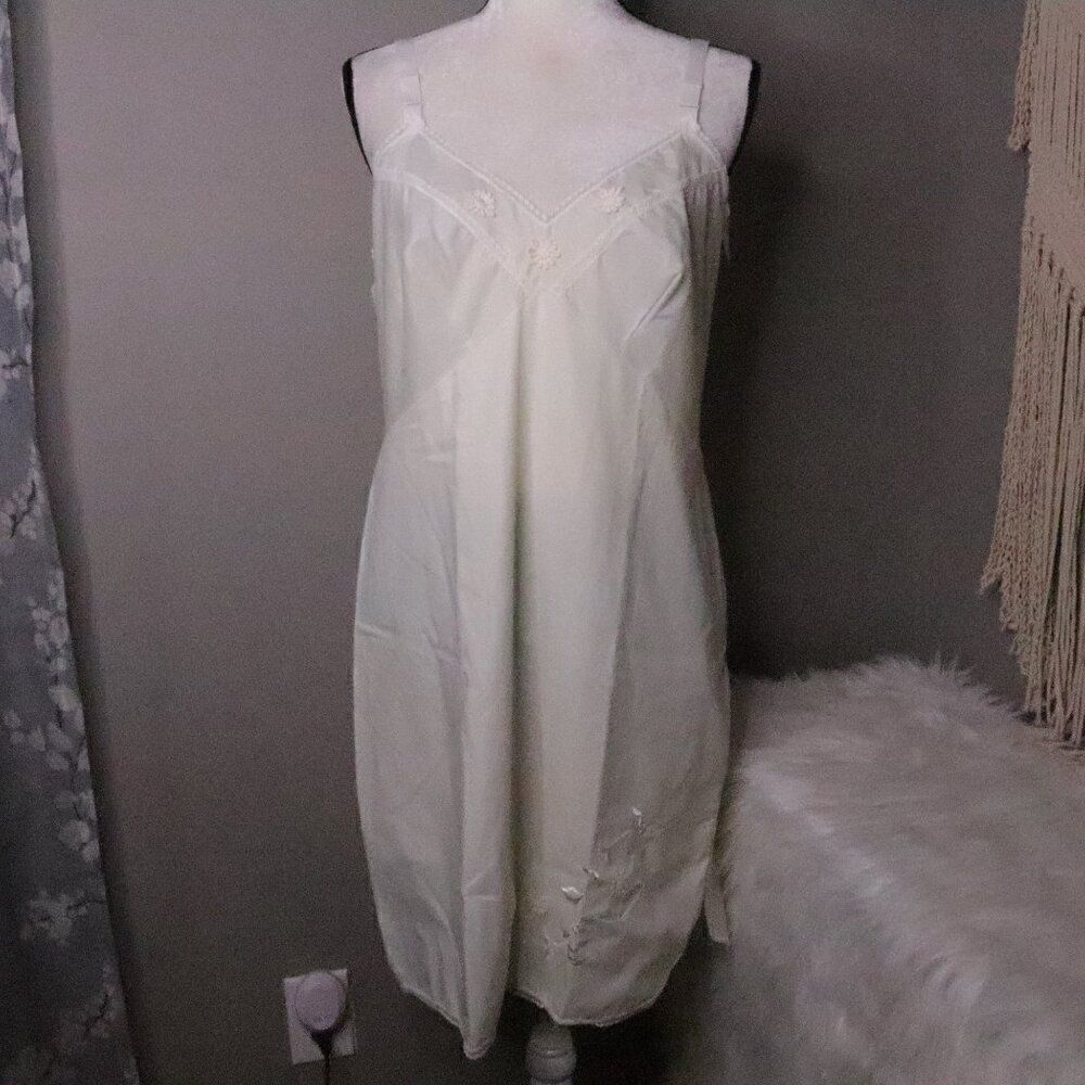 NWT Vintage | 1950's Deadstock Bullet Bra Chemise Slip Dress Negligee‎ - Picture 2 of 9